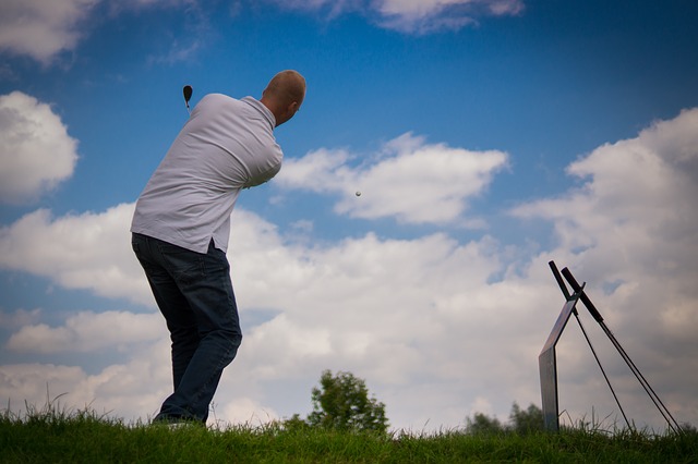 ゴルフ練習法:ショートスイングで身体の使い方を覚えよう！