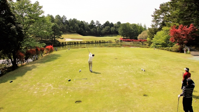 ゴルフ競技で使用するスコアカードの注意点とアテストの準備