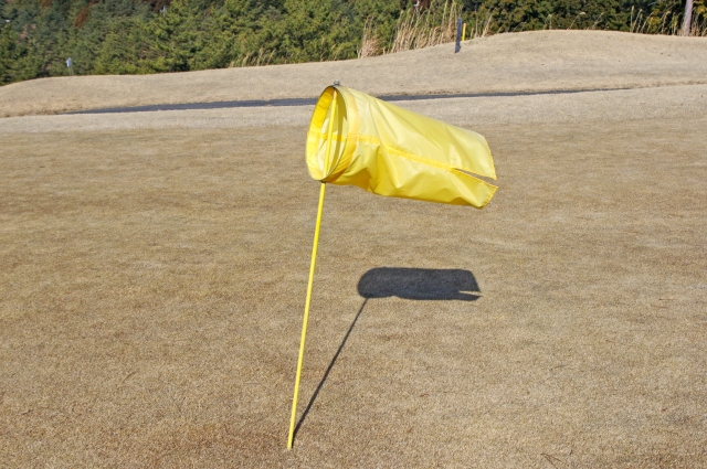 風速5M/Sがゴルフに与える影響と風の読み方、その対策とは