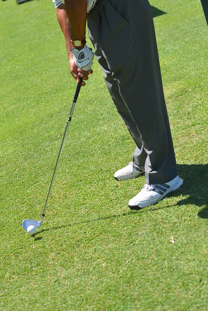 ゴルフの構える位置を確認できる7番アイアンの役割とは
